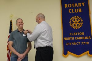 Tommy DiNardo PHF +4 with Rotary Foundation Chair Mike Mullins
